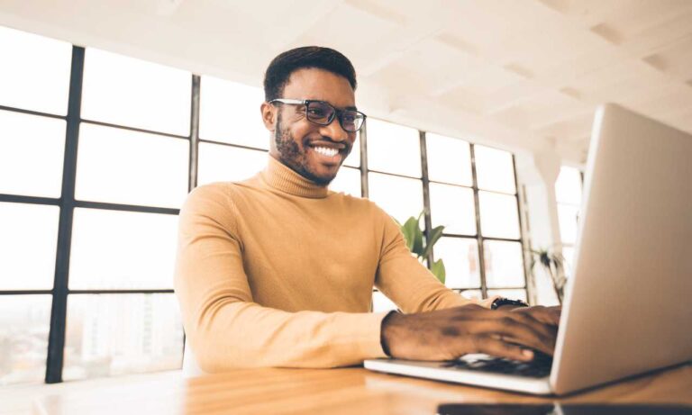 What Successful Closers Know About Building a Personal Brand in Sales