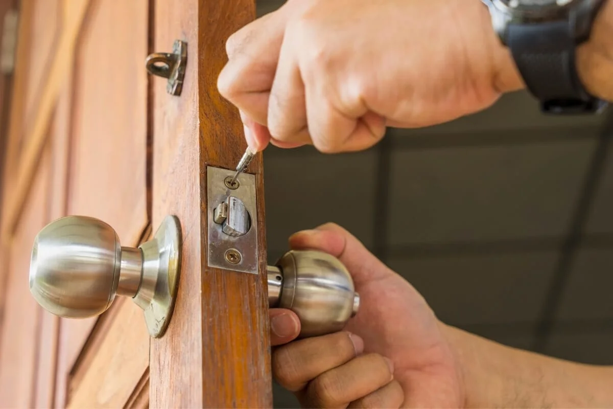 Locksmith Pasadena MD Servleader: Your Trusted Security Partner