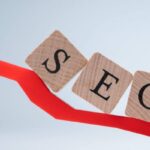 SEO-Going-In-Negative-Direction-1-900x400