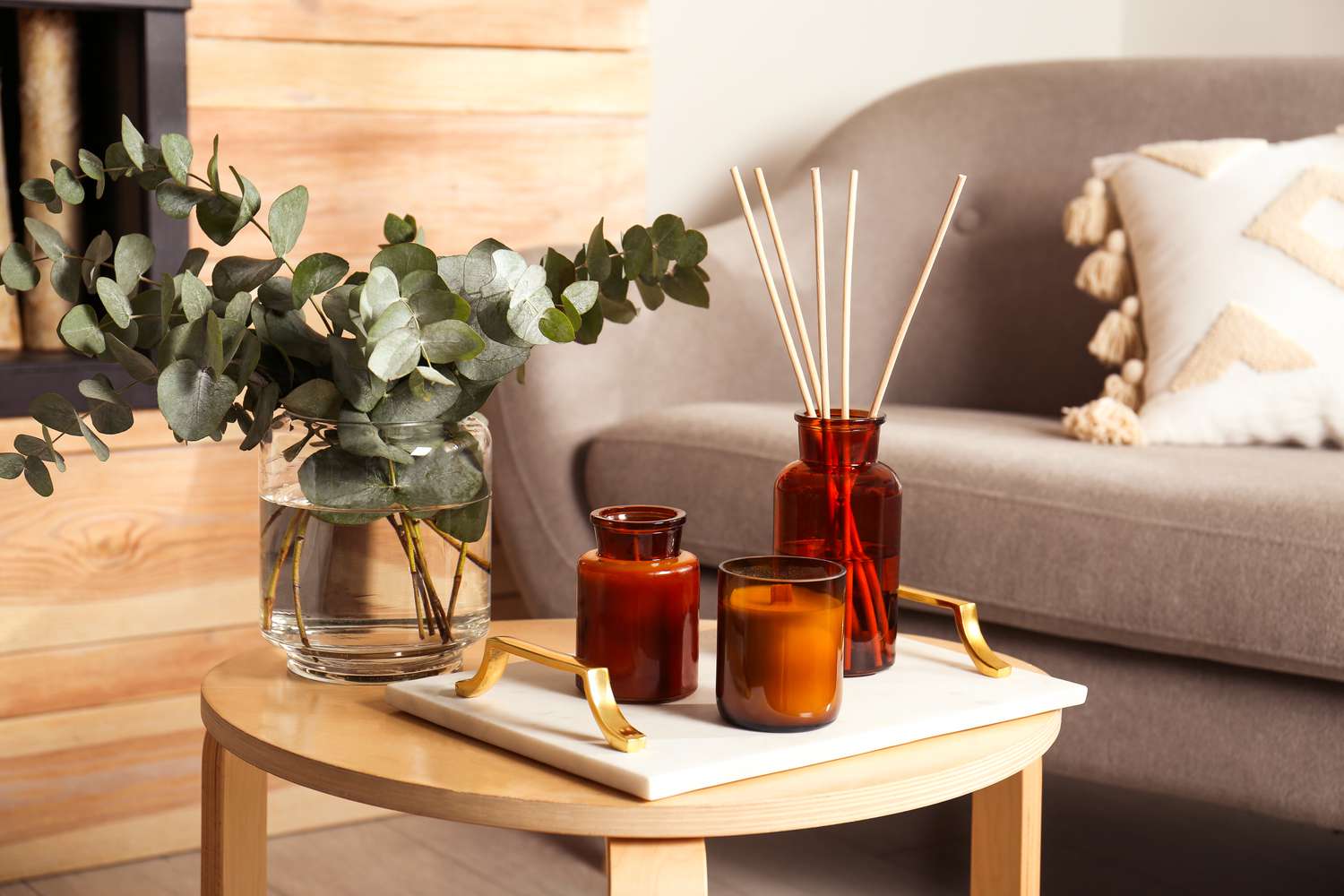 ways-to-make-house-smell-good-lead-getty-0823-941a9b35cb0e43b4a852896e62881f90