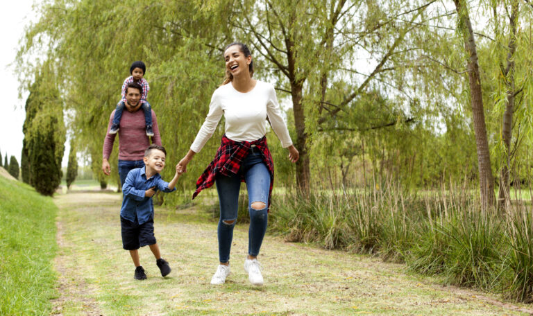 Exploring the Benefits of Outdoor Activities in Family Life