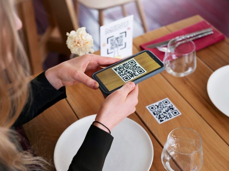 Revolutionizing Dining Experiences Top QR Code Services for Restaurants