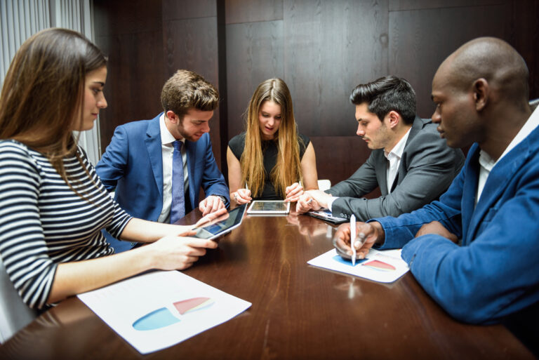 How to Stand Out in the Application Process for  Government Jobs