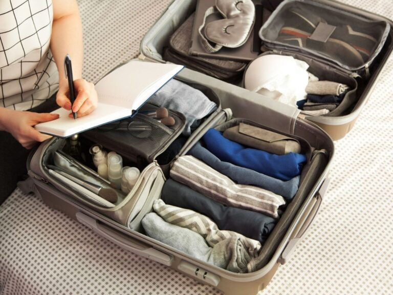 Pack Light and Smart for Honeymoon