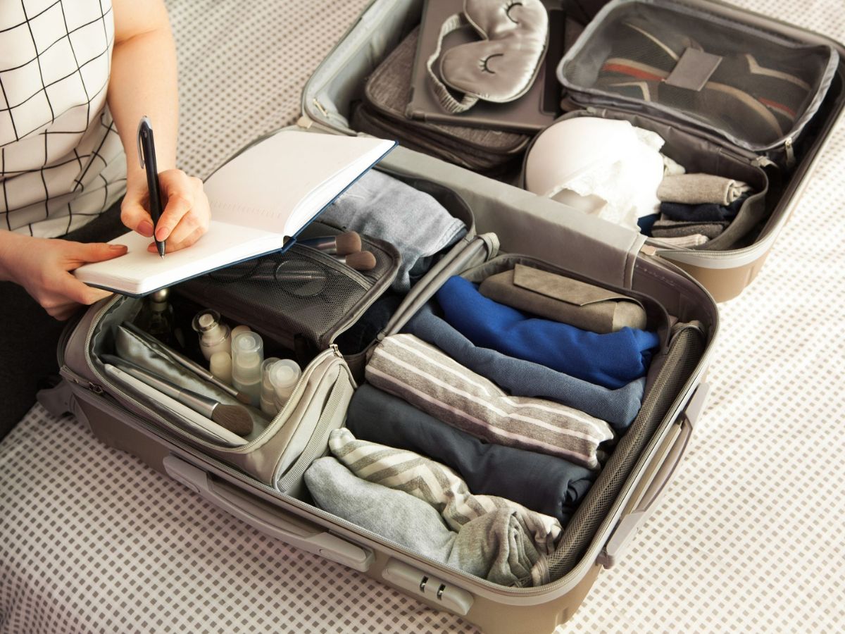Pack Light and Smart for Honeymoon