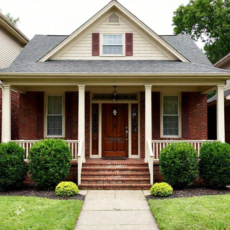 1907 S Meridian St, Greenwood, IN 46143
